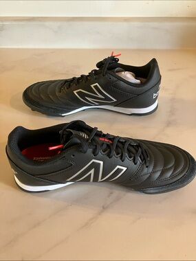 New Balance Black Football Turf 442 V2 Team TF Men US 7.5